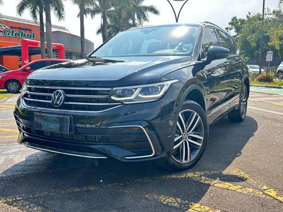 VOLKSWAGEN TIGUAN 2.0 300 TSI GASOLINA ALLSPACE R-LINE AUTOMÁTICO